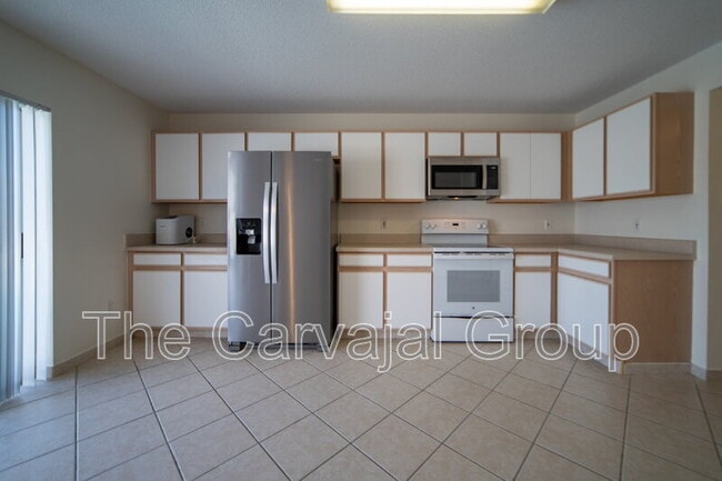 Building Photo - 1215 Kempton Chase Pkwy