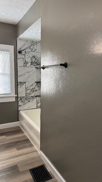 Building Photo - 1210 Carlisle Ave