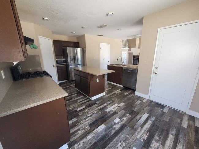 Building Photo - 1703 Diablo Creek Dr