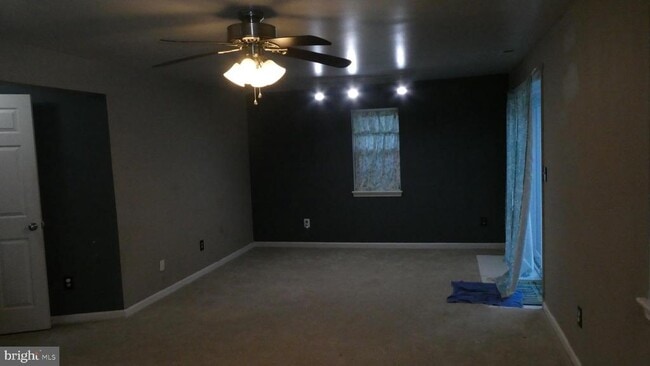 Building Photo - 8515 Preakness Pl