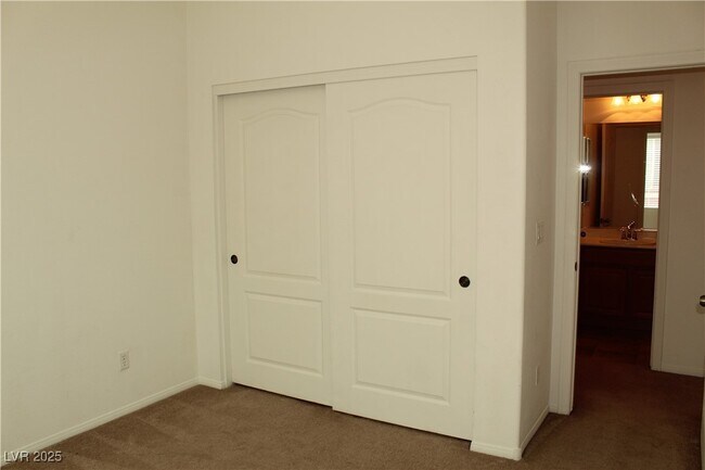 Building Photo - 9052 Stone Cabin Ct