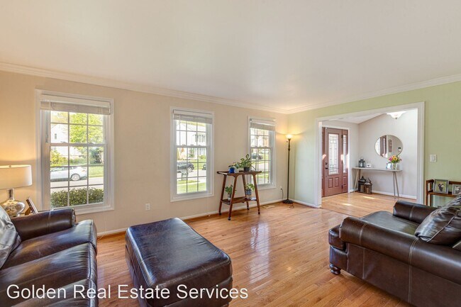 Building Photo - 5 br, 3.5 bath House - 5624 Kemp Ln