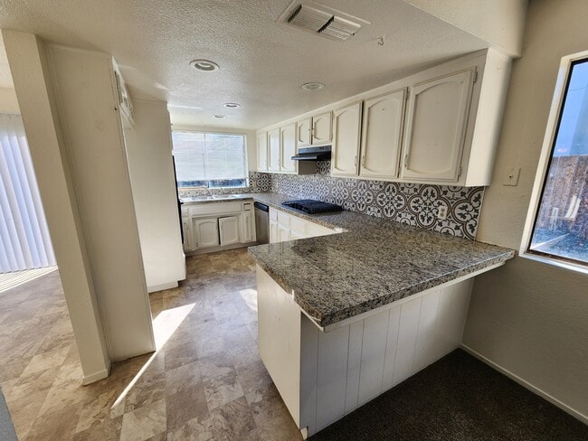 Building Photo - 3501 Adanac Ct