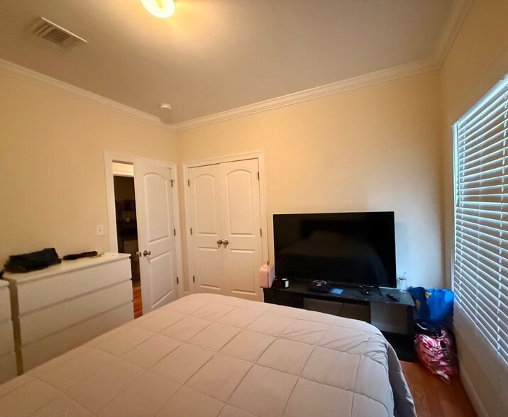 Building Photo - 313 Frank E Rodgers Blvd N