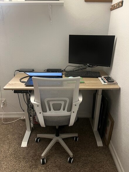 Building Photo - 3327 Eliot St