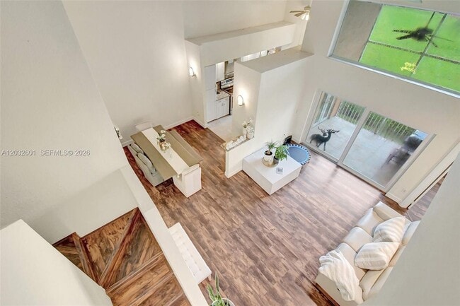 Building Photo - 16339 Malibu Dr