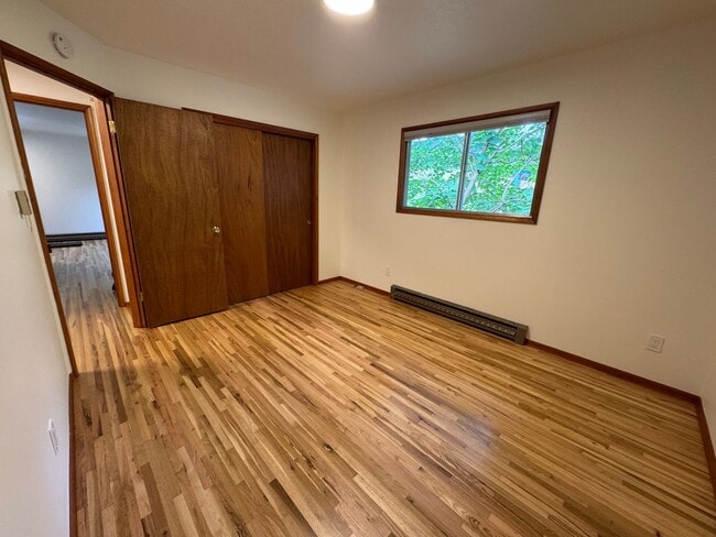 Building Photo - Brooklyn Excellence-2 Bed Duplex Unit