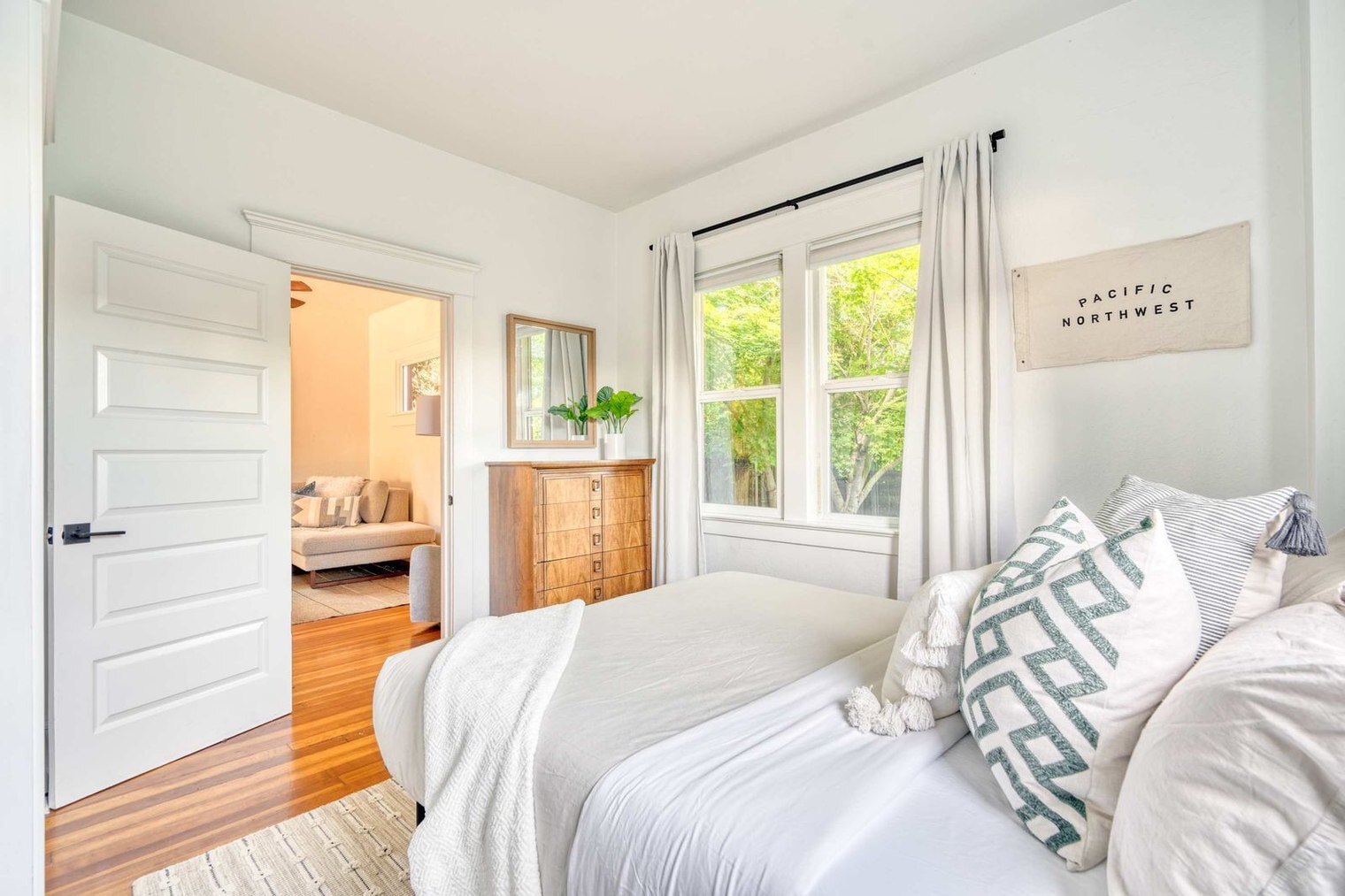 Building Photo - 4500 NE Garfield Ave.