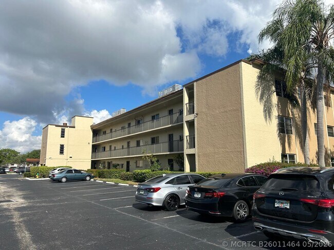 Building Photo - 7860 NW 50th St