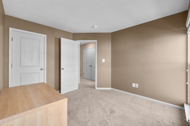 Building Photo - 23460 Twin Falls Ter