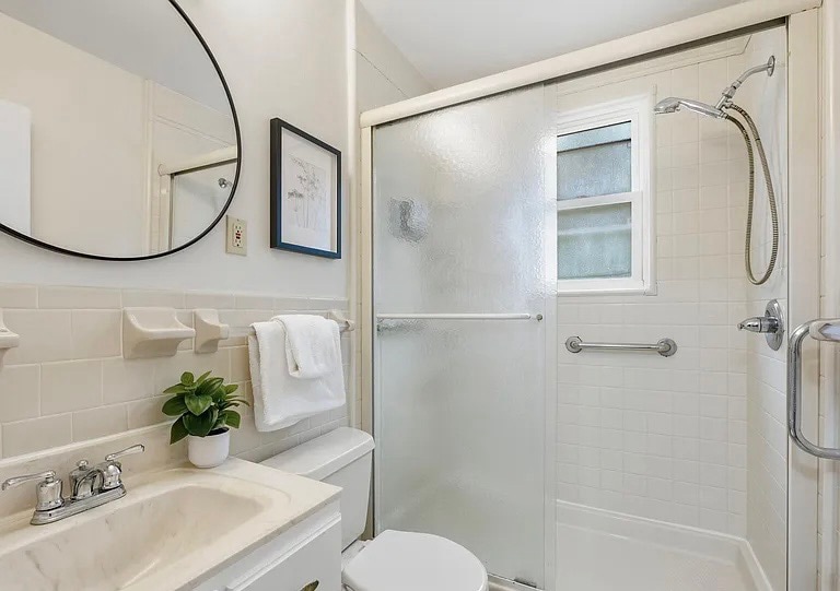 Building Photo - 7201 Loch Raven Rd