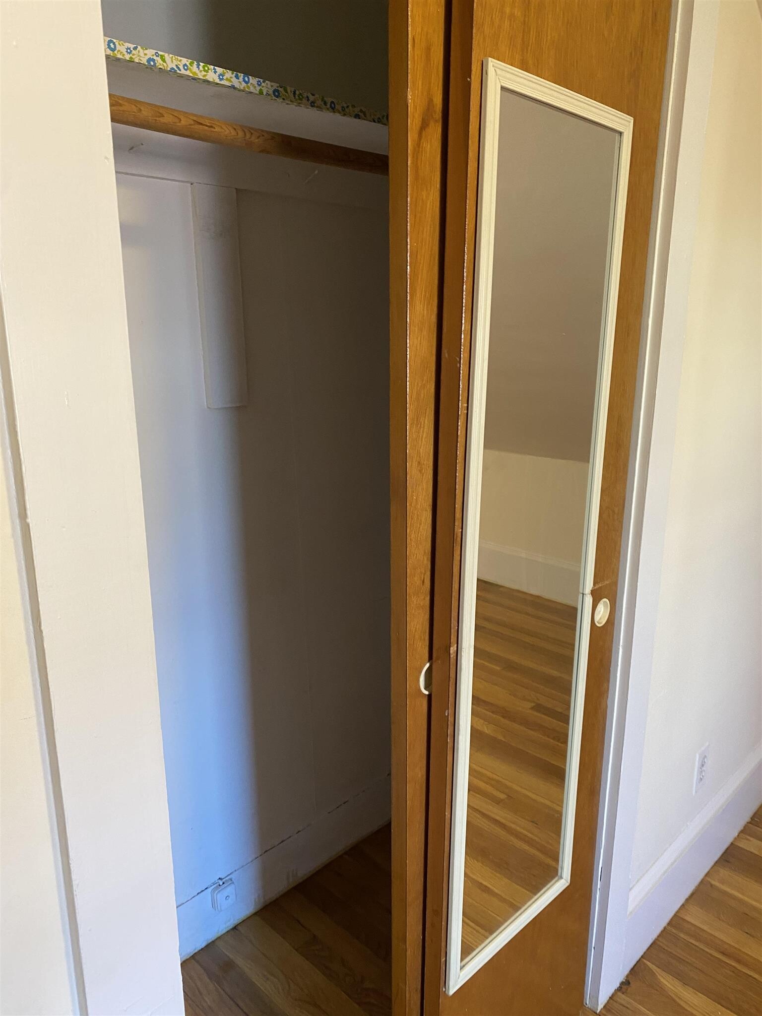 Building Photo - 379 Harvard St