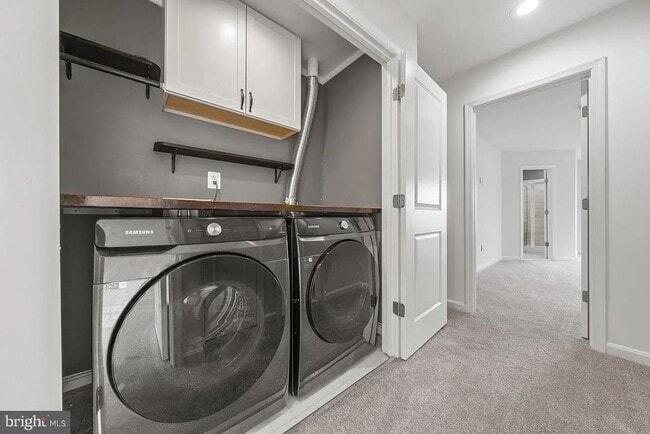 Building Photo - 11901 Benton Lake Rd