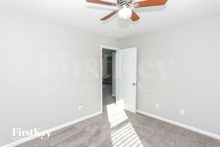 Building Photo - 1013 Alder Ridge Ln