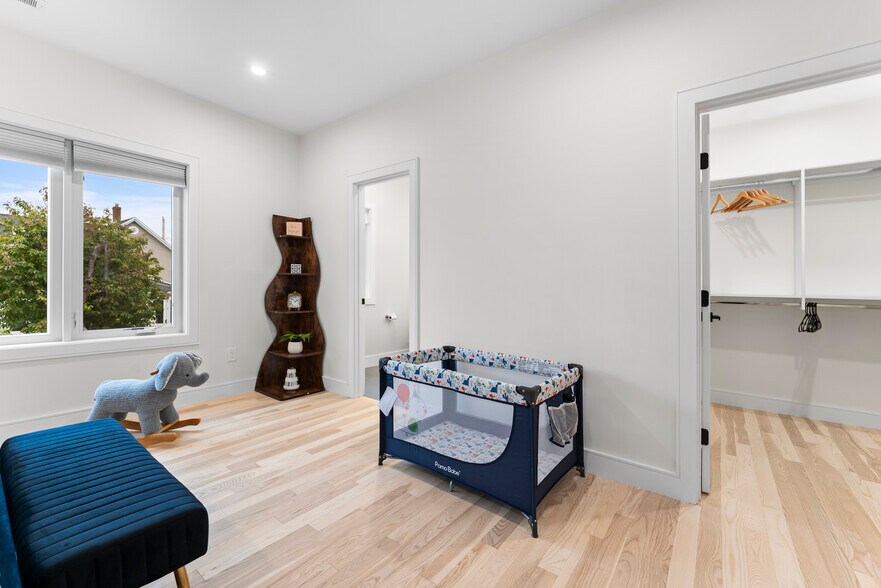 Building Photo - 21 Bolton St