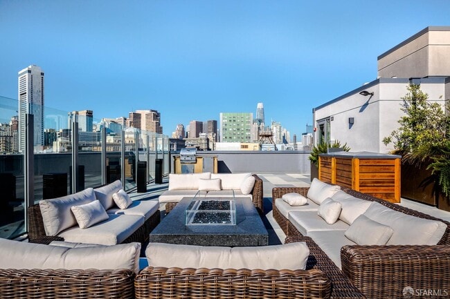 Building Photo - 1075 Market St