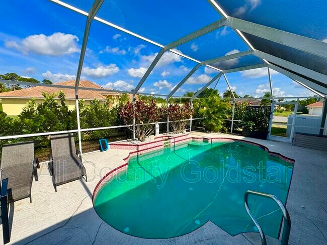Building Photo - 5028 Greenway Ct