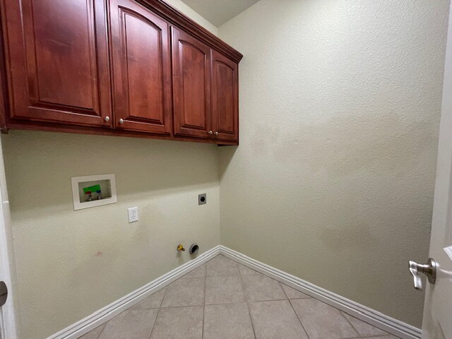 Building Photo - 3909 SW Sycamore St