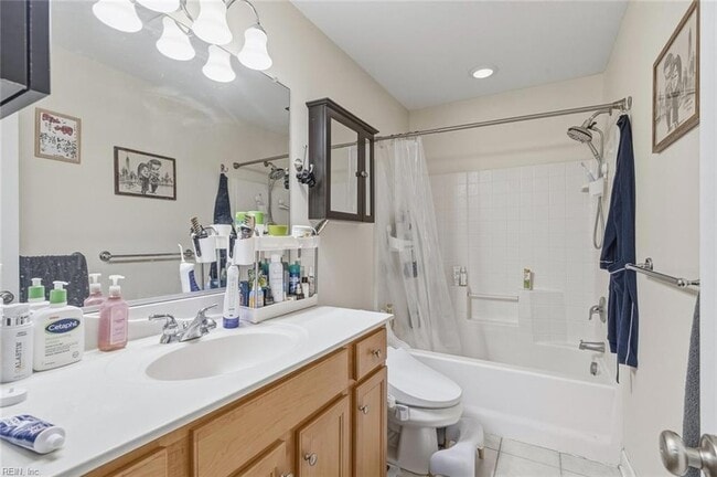 Building Photo - 39 Miles Cary Mews