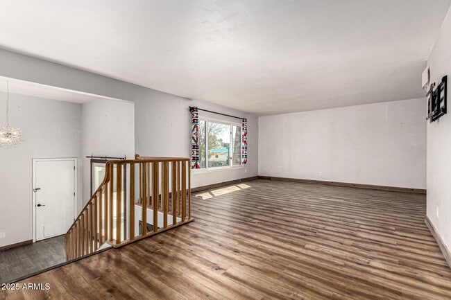 Building Photo - 8307 E Buena Terra Way