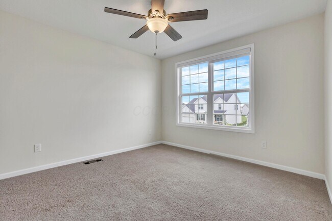 Building Photo - 241 Sunstone Ln