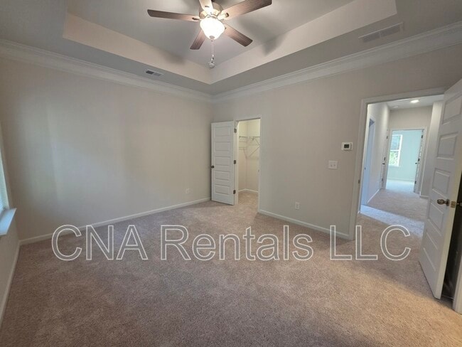Building Photo - 1668 Eagle Dr