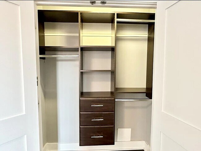Building Photo - Sleek One-Bedroom in Eastern Market - Parking Spot Included!