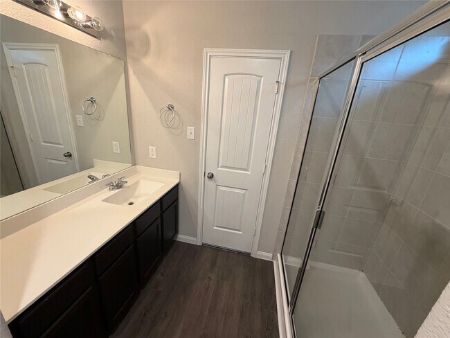 Building Photo - 3591 Cannon Dr