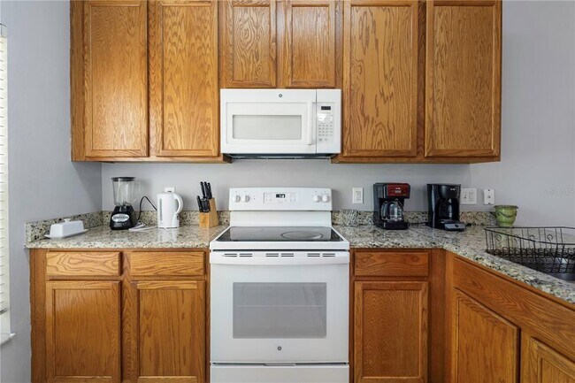 Building Photo - 4571 Ada Ln
