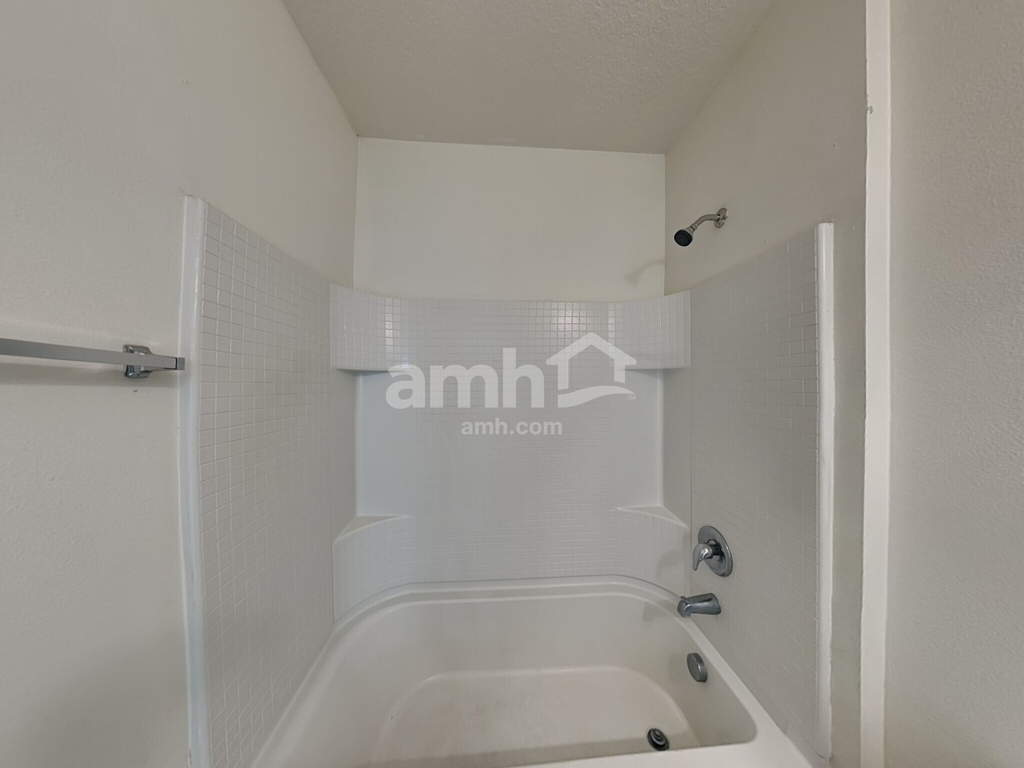 Building Photo - 152 Prairie Falcon Dr
