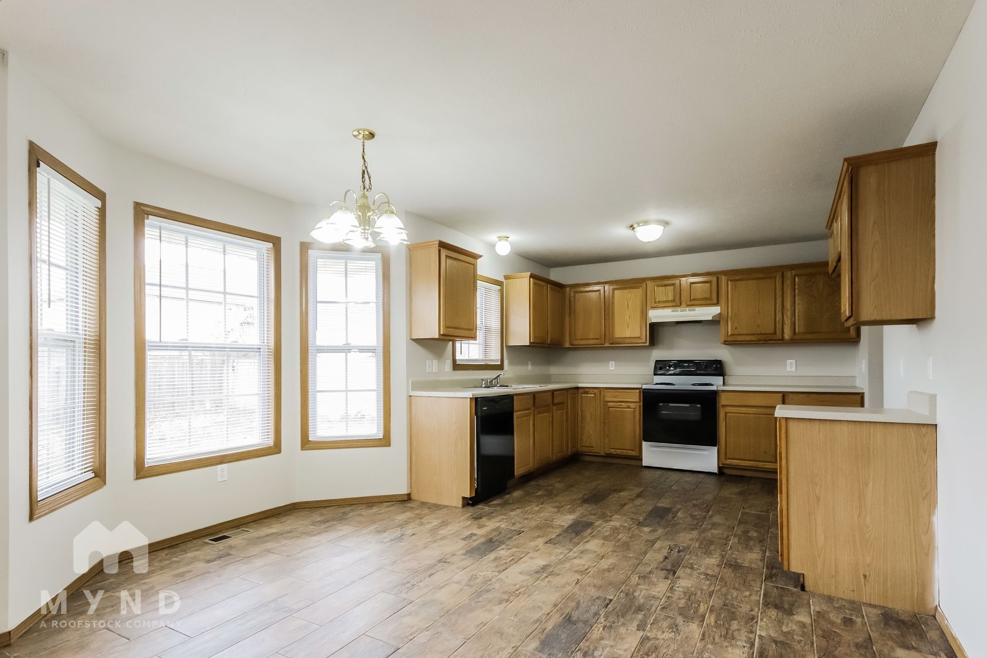 Building Photo - 418 Century Pl