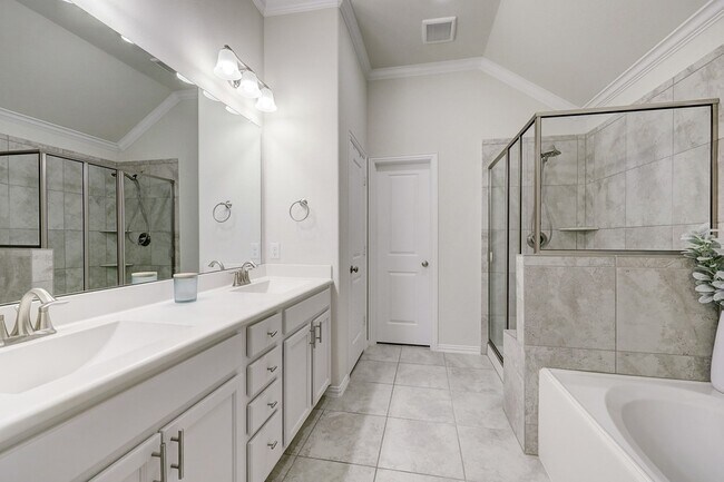 Building Photo - 3414 Cabernet Shores Dr