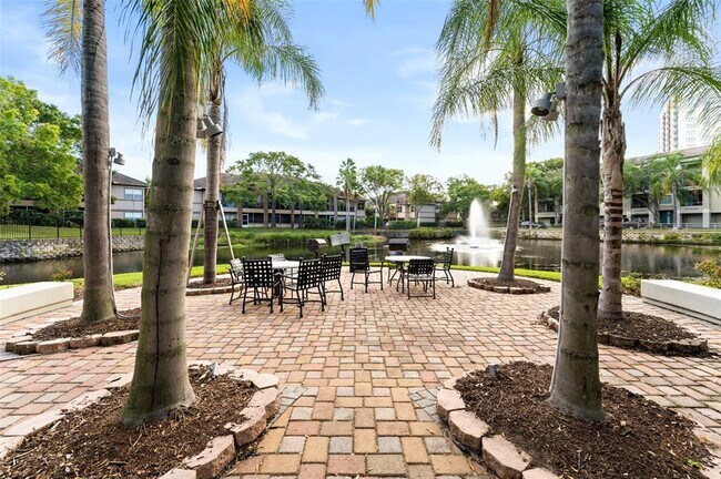 Building Photo - 625 Tropical Breeze Wy
