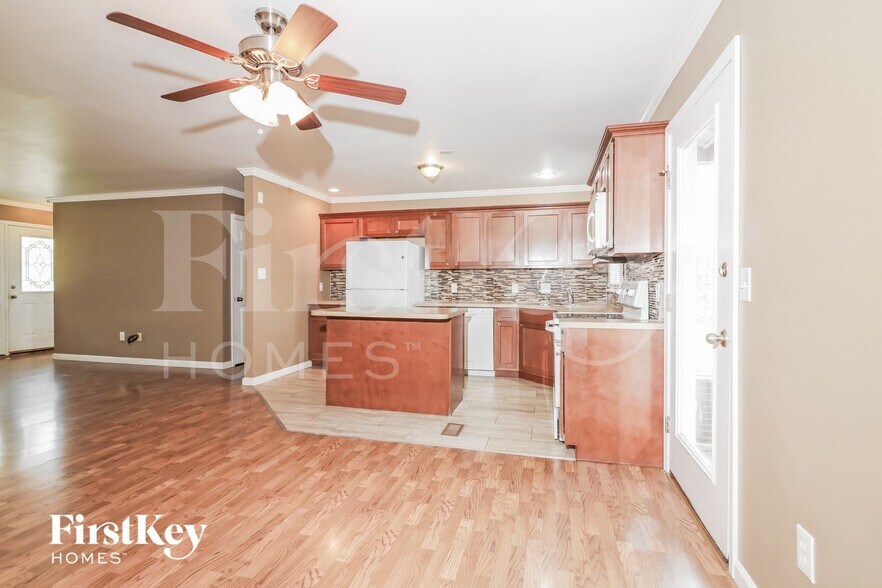 Building Photo - 2 Amber Ridge Ct