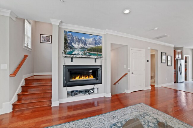 Building Photo - 503 Crown Park Ave