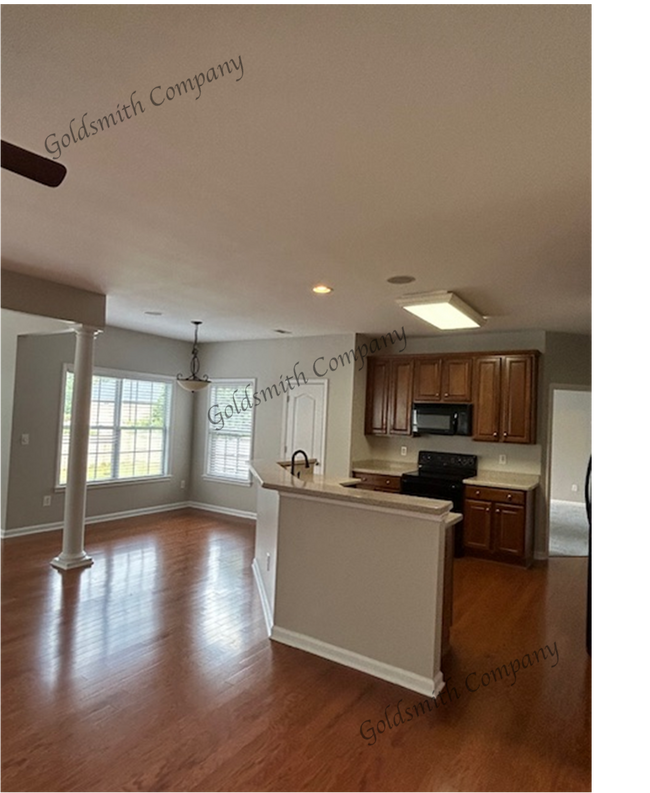 Building Photo - 409 Rio Grande Pl