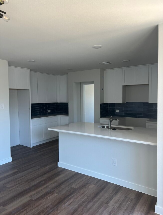 Kitchen 1 - 1227 Meriweather Ave