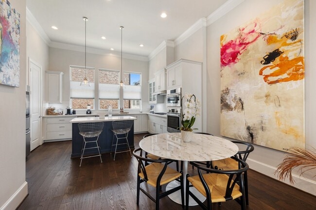 Building Photo - 2711 Stelter Pl