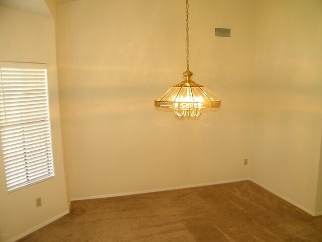 Building Photo - 10533 E Bella Vista Dr