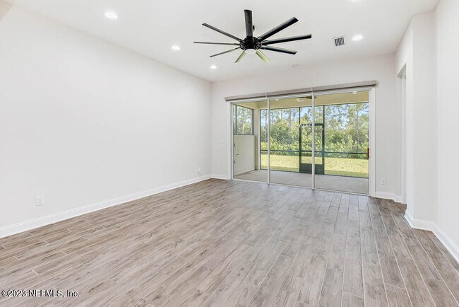 Building Photo - 2861 Bastia Ct