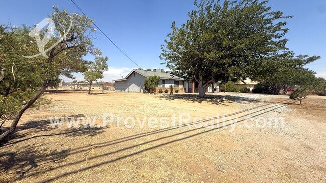 Building Photo - 10544 3rd Ave