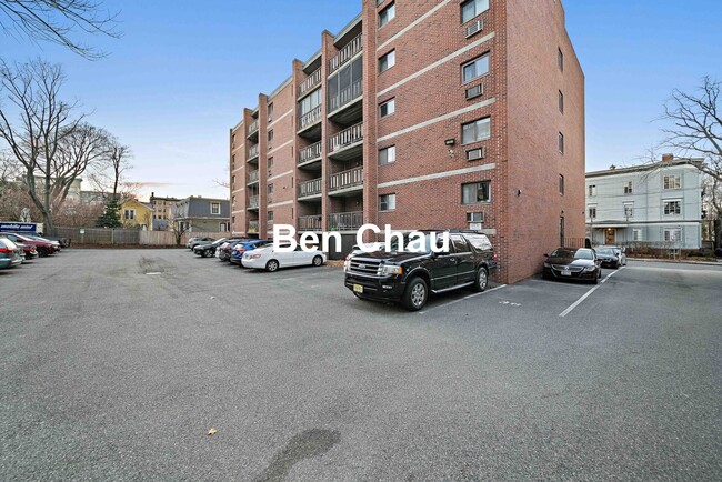 Building Photo - 12-16 Ellery St. Unit 105B