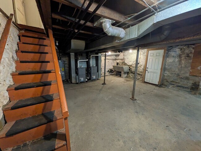 Building Photo - 3620 Grenada St