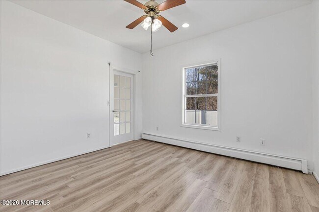 Building Photo - 257 Ford Rd