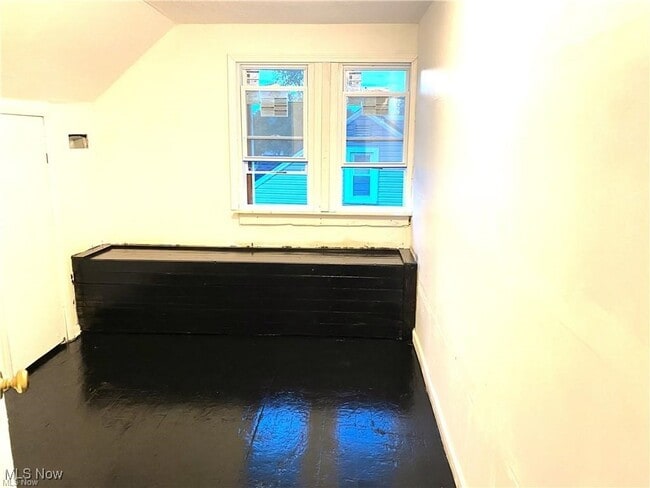 Building Photo - 718 Shelley Pkwy