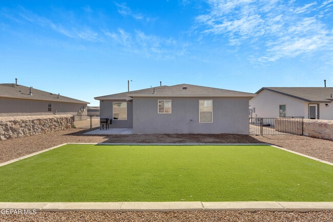 Building Photo - 14557 Desert Poppy Ct