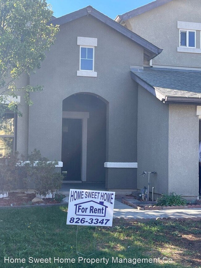 4 br, 2.5 bath House 2323 N. Rockcreek 2323 N Rock Creek Dr Los