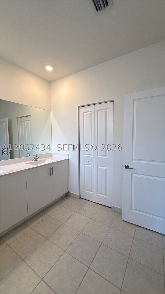 Building Photo - 24580 SW 119th Ct