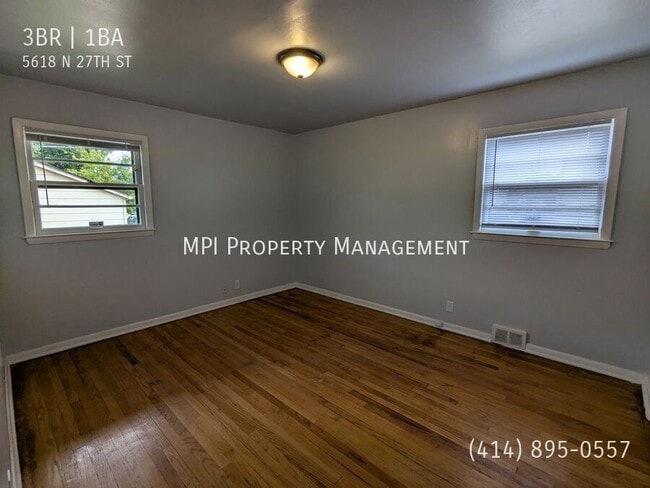 Building Photo - 5618 N 27th St