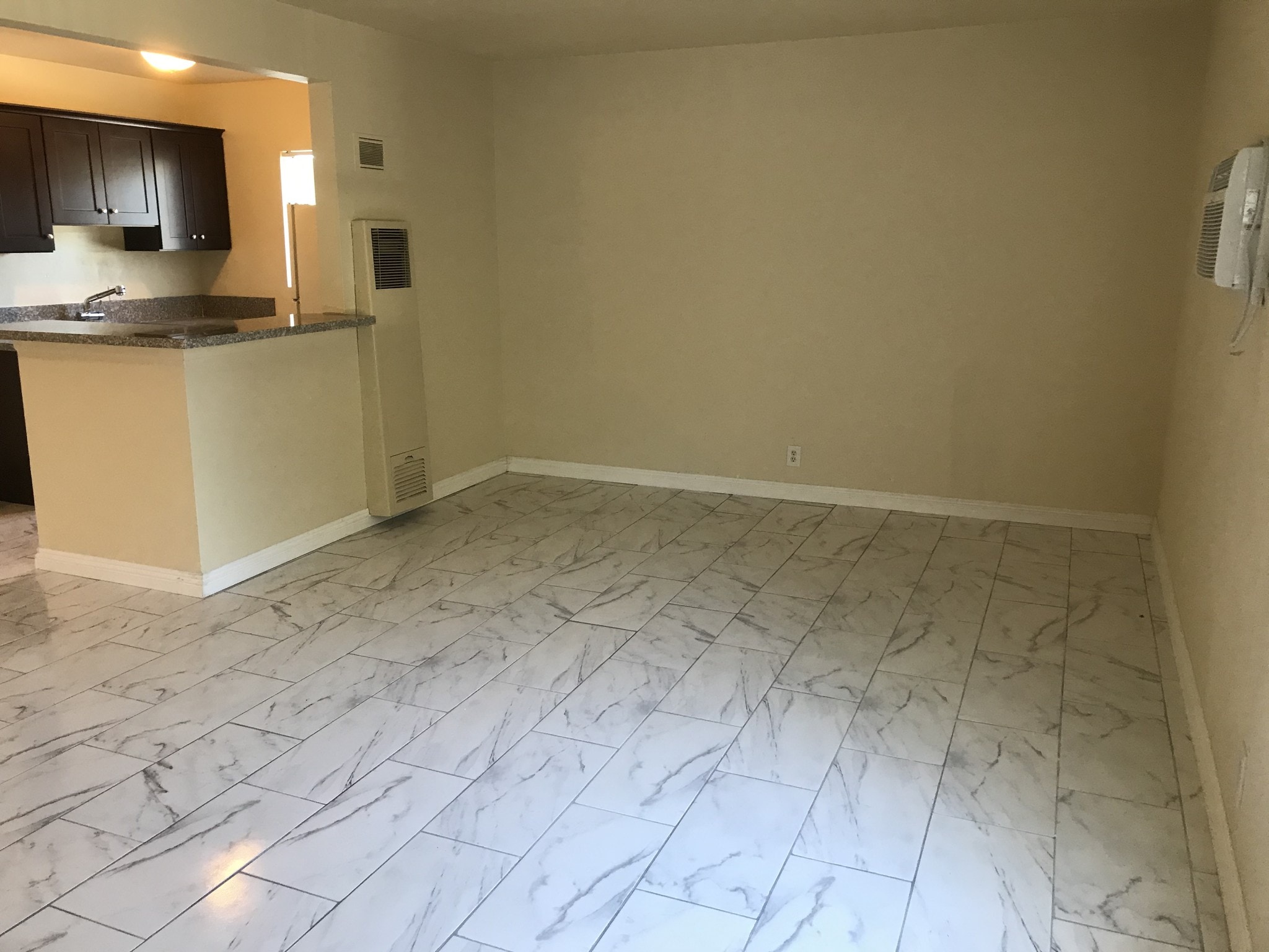 Living Room - 717 E Santa Fe Ave